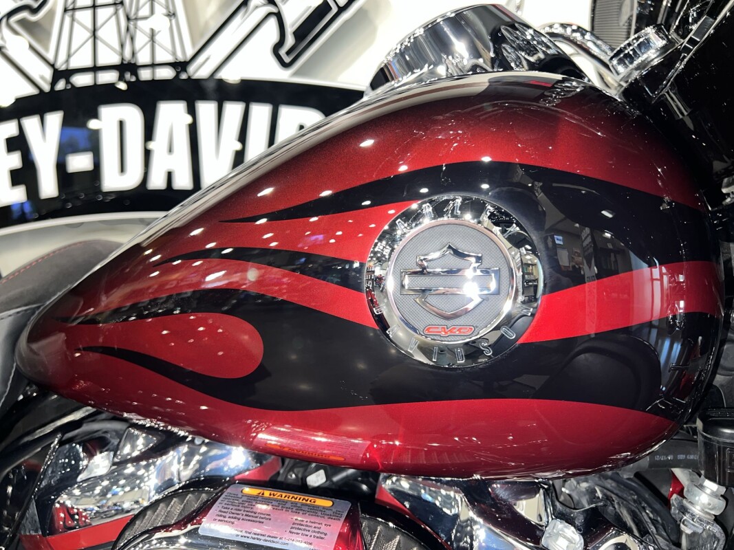 2022 Harley-Davidson CVO Tri Glide FLHTCUTGSE - Photo 5