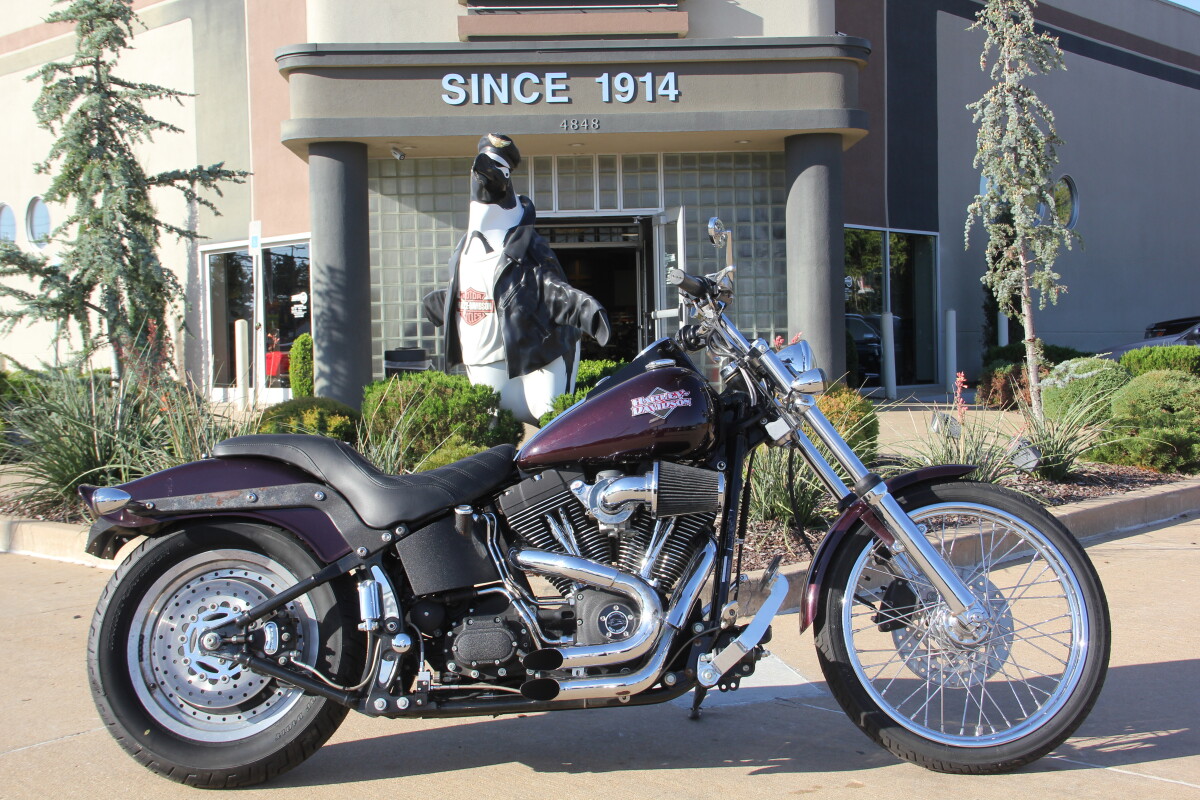 2005 Harley-Davidson Night Train Black Cherry - Photo 2