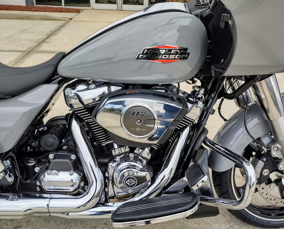 Road Glide - Photo 3