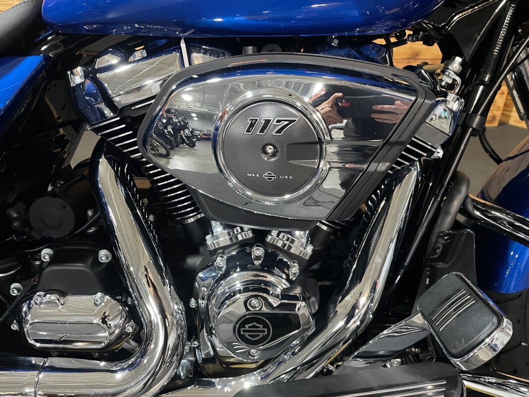 Harley-Davidson Street Glide 2025 FLHX BLUE BURST - Photo 2