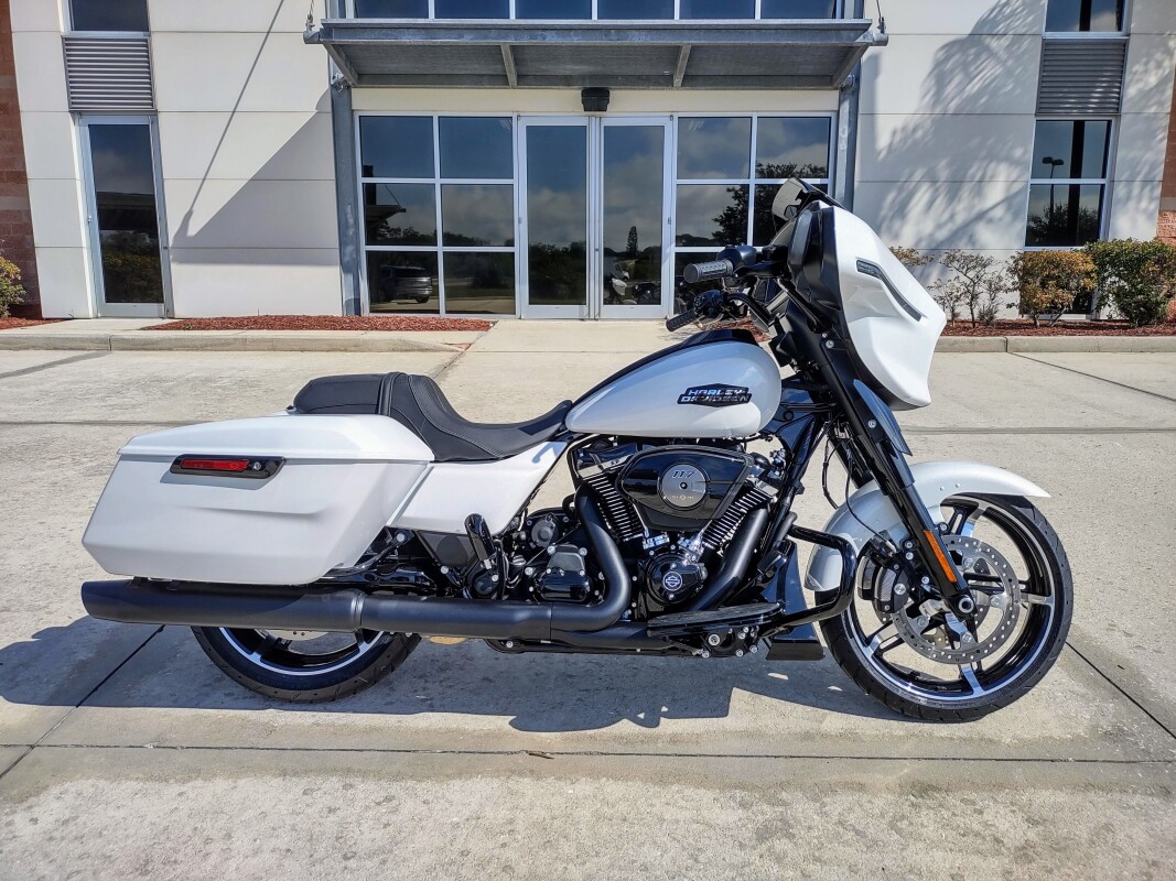 Street Glide - Photo 2