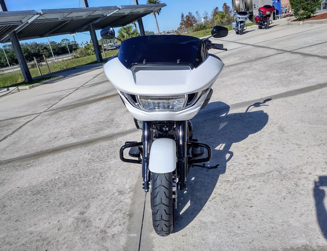 Road Glide - Photo 10