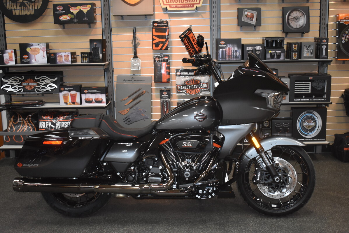 FLTRXSE 2025 CVO Road Glide