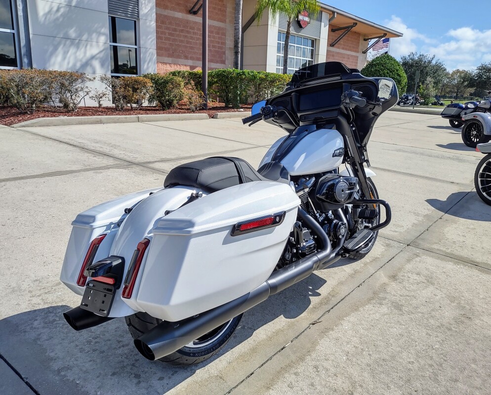 Street Glide - Photo 4