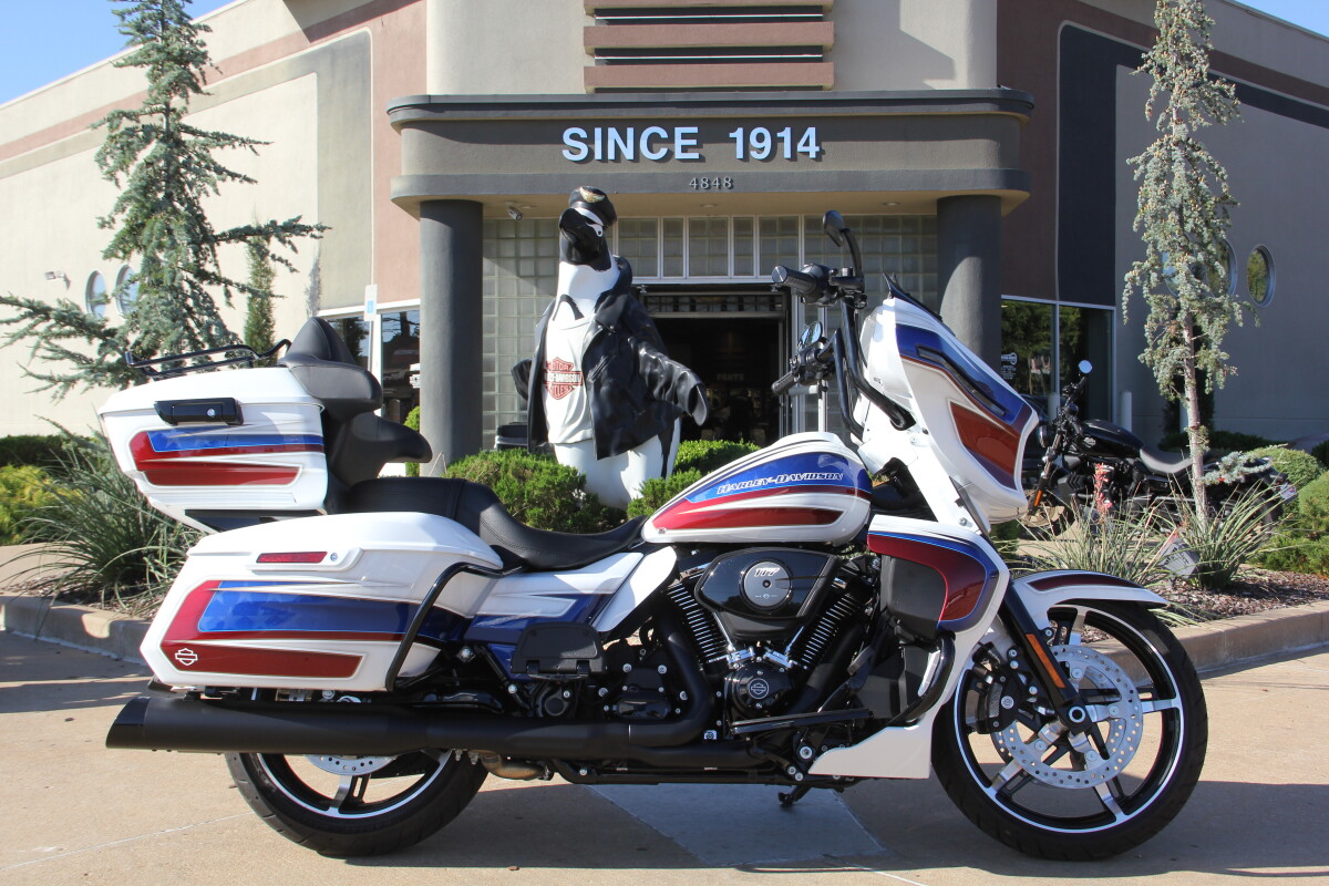 2025 Harley-Davidson Street Glide Ultra Custom Color - Photo 2