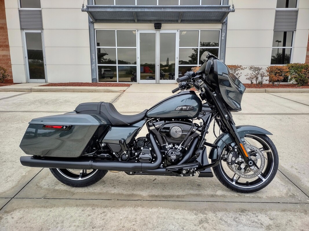 Street Glide - Photo 2