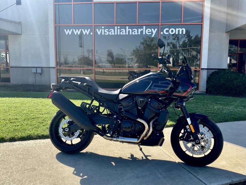 RA1250ST 2025 Pan America® 1250 ST