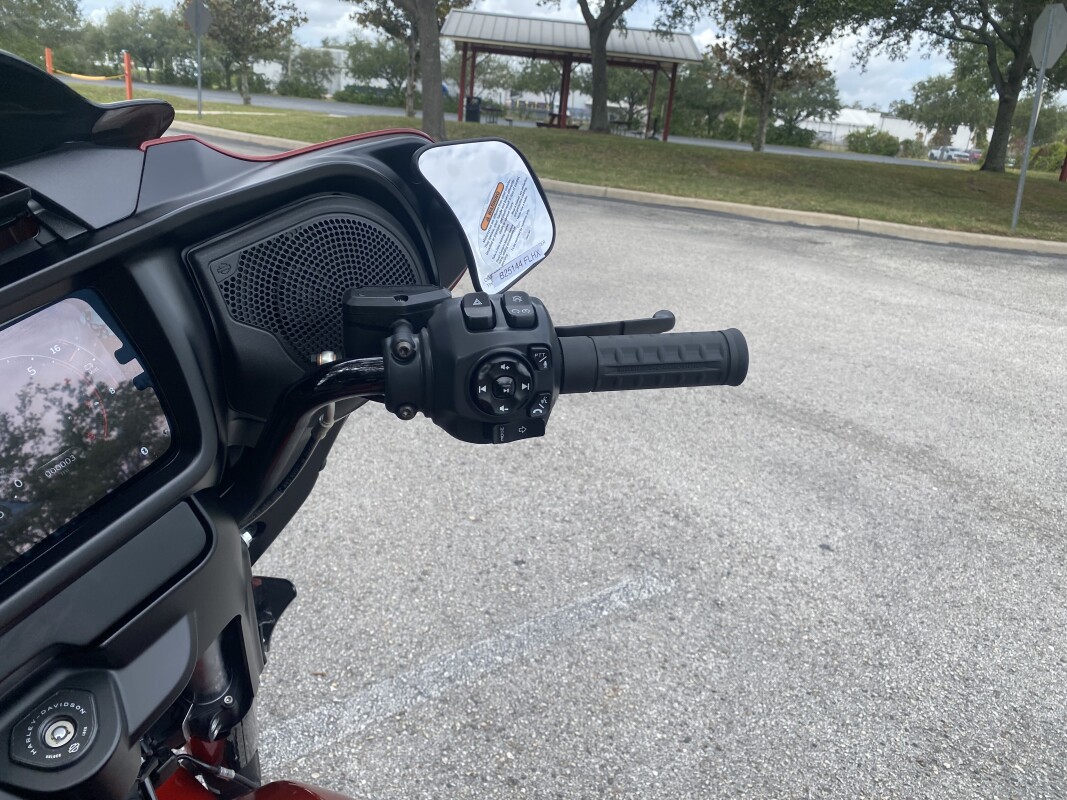 2025 Harley-Davidson Street Glide - Photo 9
