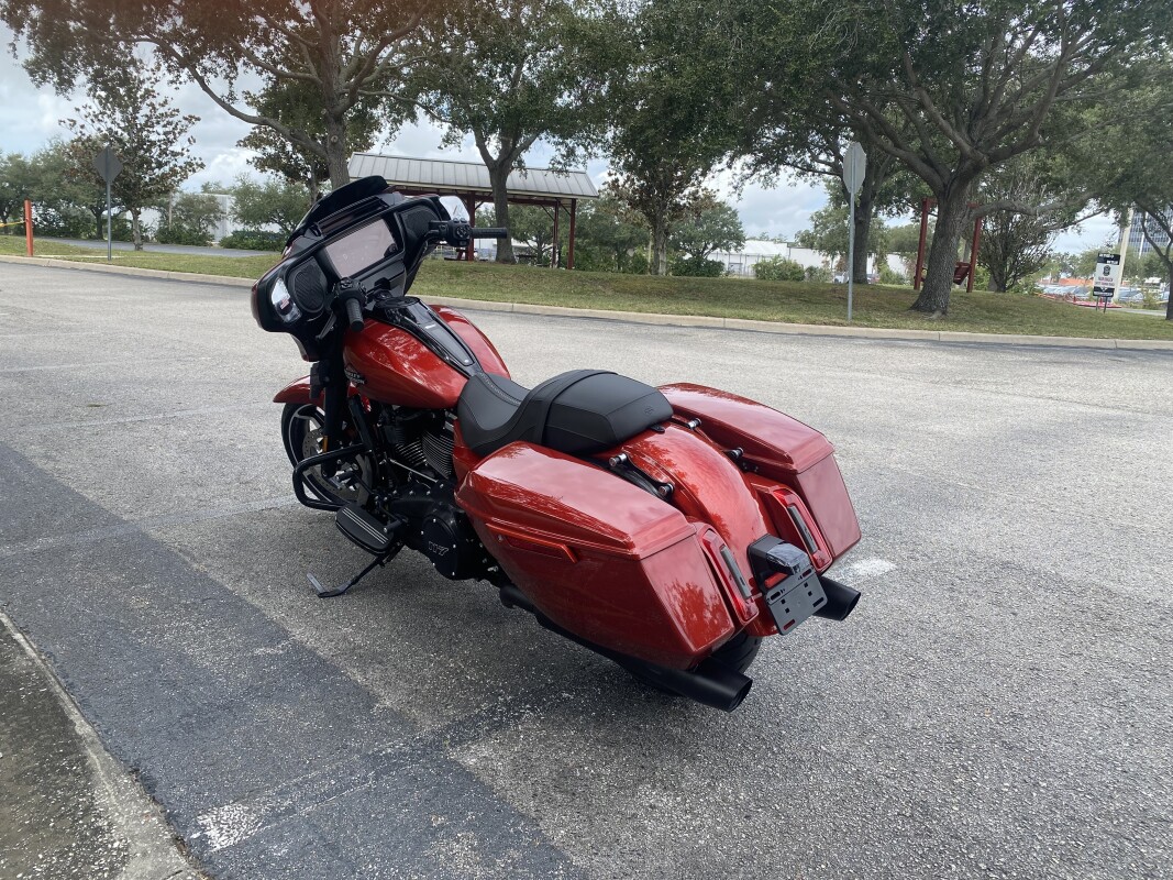 2025 Harley-Davidson Street Glide - Photo 8