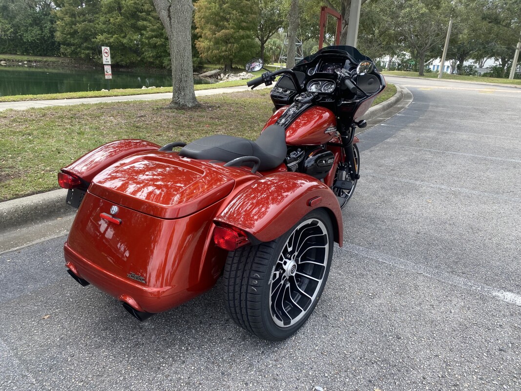 2025 Harley-Davidson Road Glide - Photo 8
