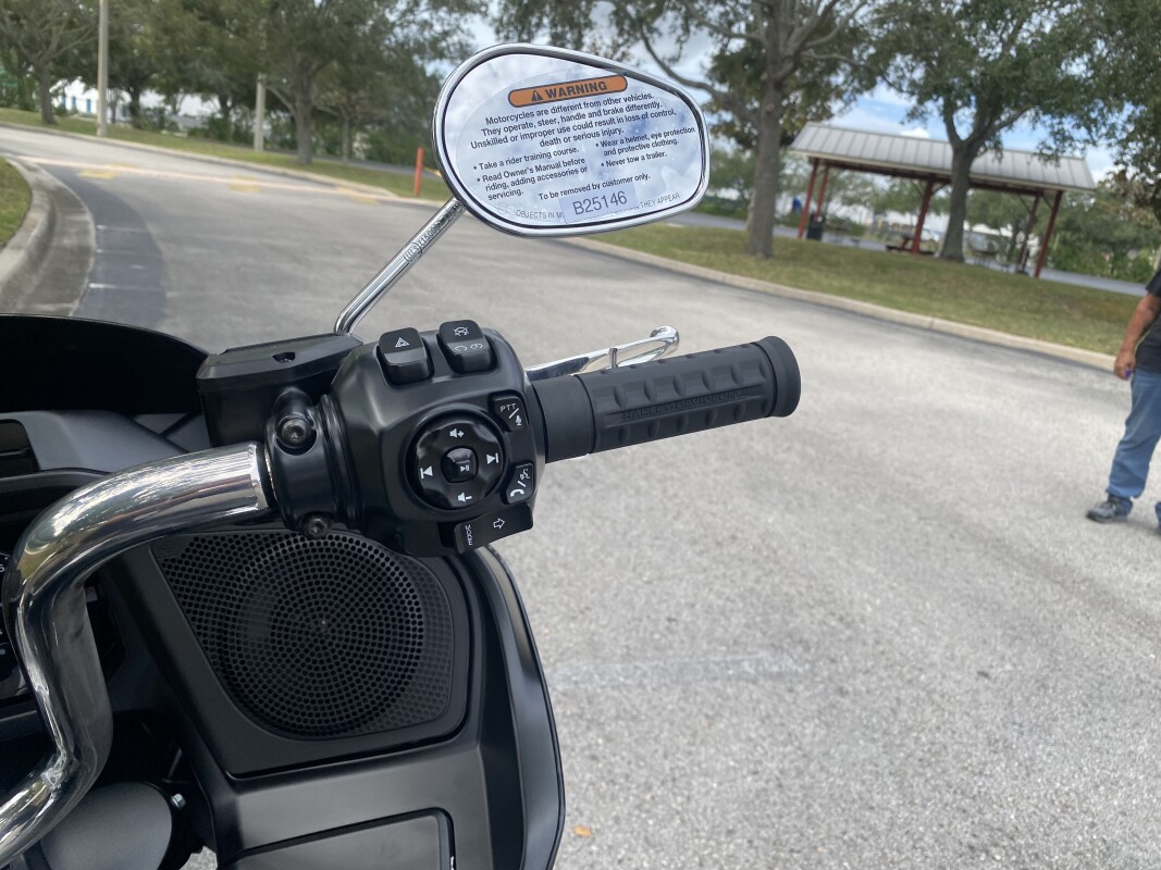 2025 Harley-Davidson Road Glide - Photo 9