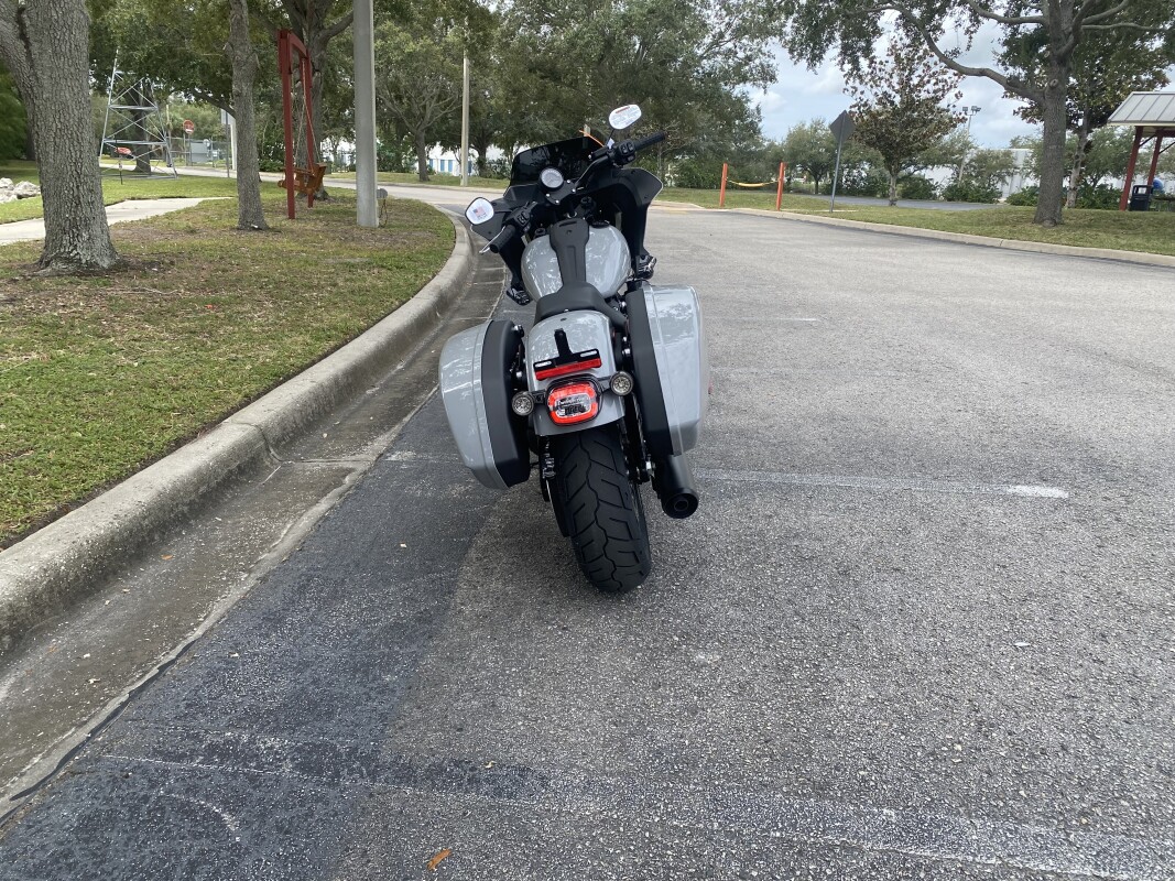 2025 Harley-Davidson Low Rider ST - Photo 9