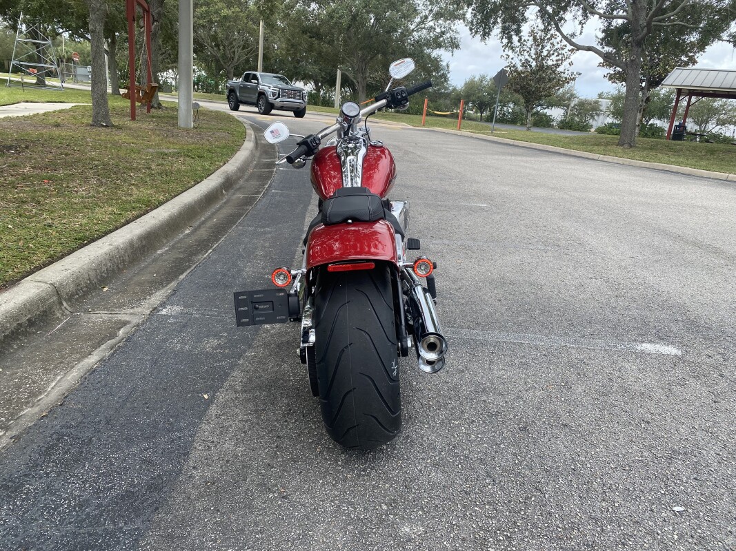 2025 Harley-Davidson Breakout - Photo 9