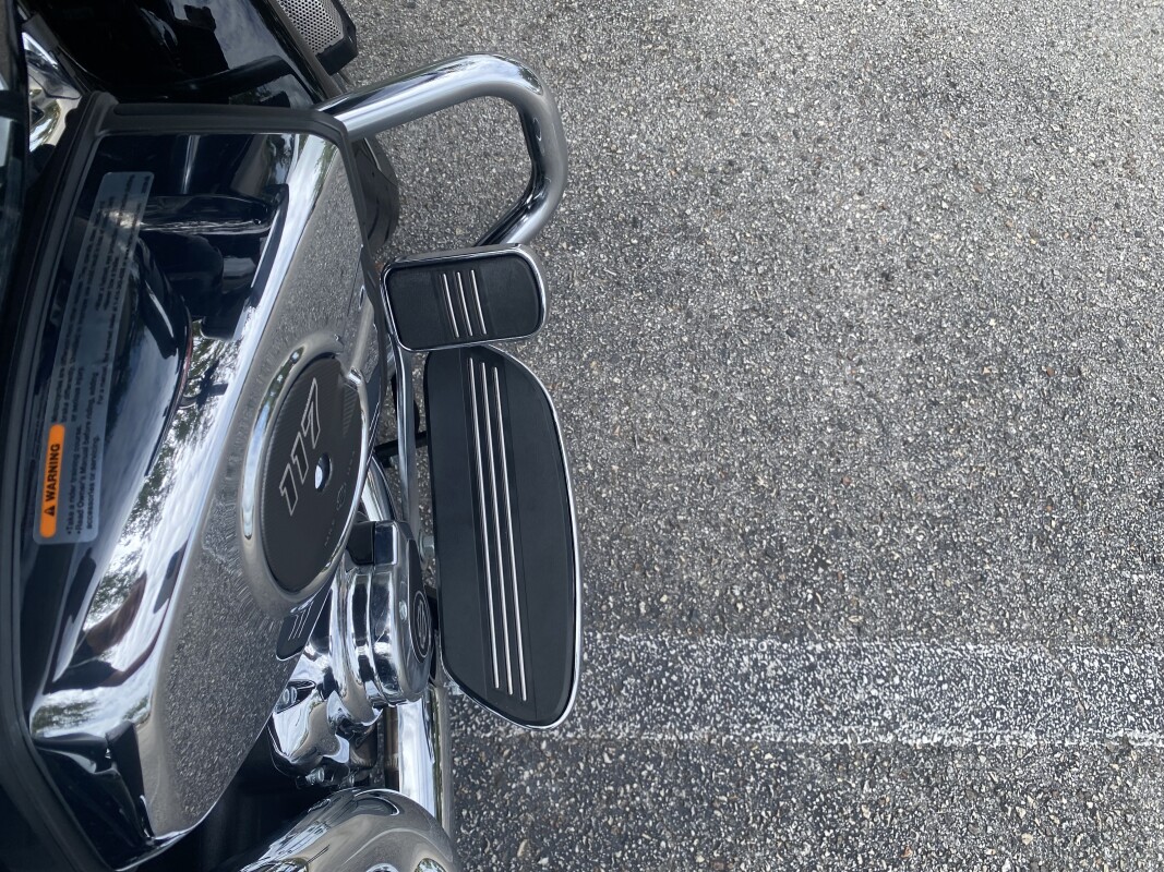 2025 Harley-Davidson Road Glide - Photo 10