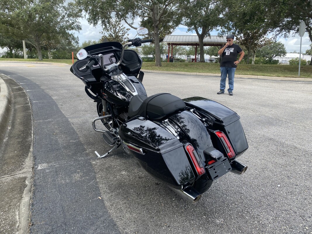 2025 Harley-Davidson Road Glide - Photo 8