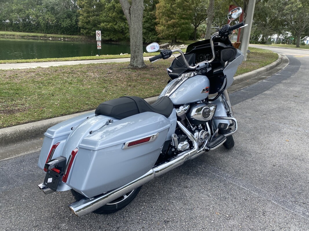 2025 Harley-Davidson Road Glide - Photo 8