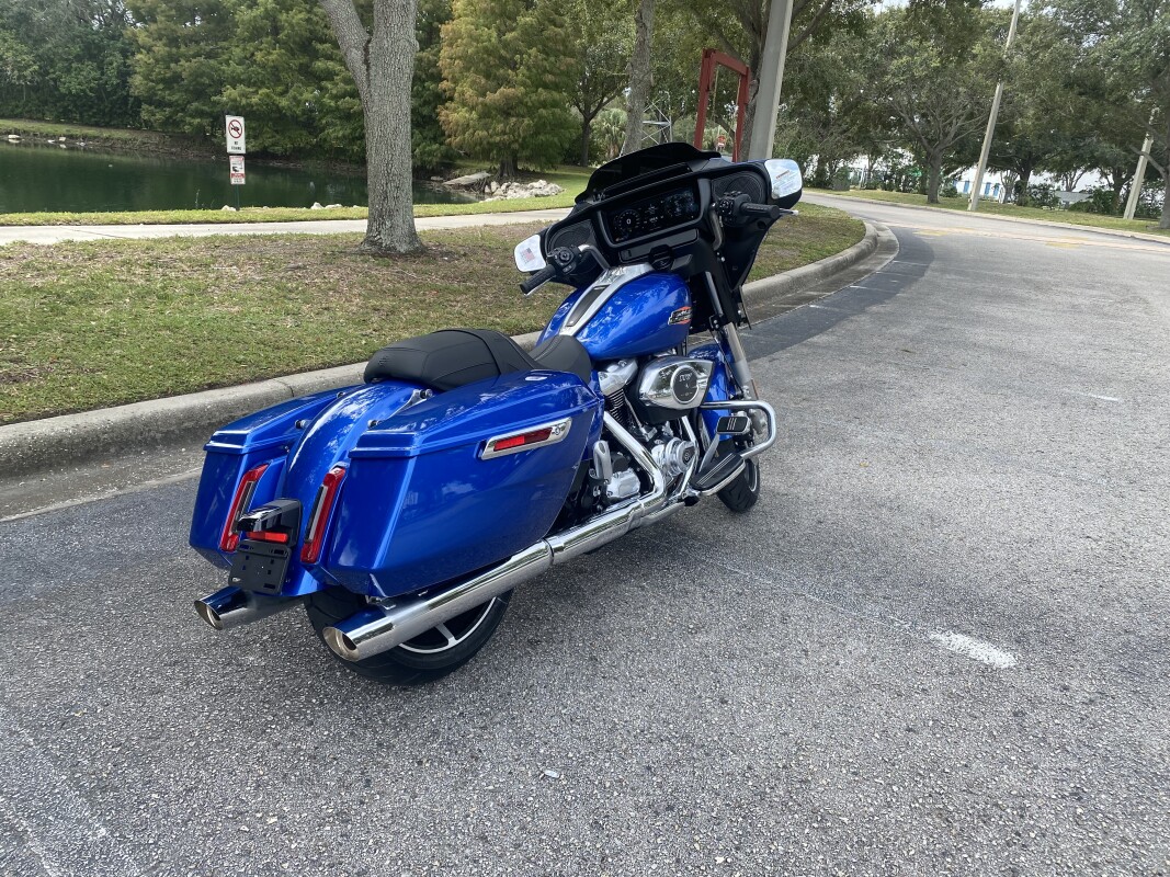 2025 Harley-Davidson Street Glide - Photo 10