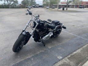 2025 Harley-Davidson® Breakout™ thumb 1