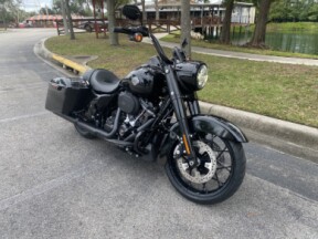 2025 Harley-Davidson® Road King™ Special thumb 3