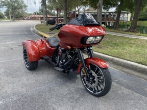 2025 Harley-Davidson® Road Glide™ thumb 3