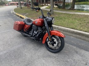2025 Harley-Davidson® Road King™ Special thumb 3