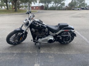 2025 Harley-Davidson® Breakout™ thumb 0