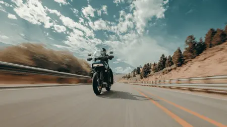 Adaptive Ride Height on the 2025 Harley-Davidson® Pan America® 1250 Special in Bentonville AR