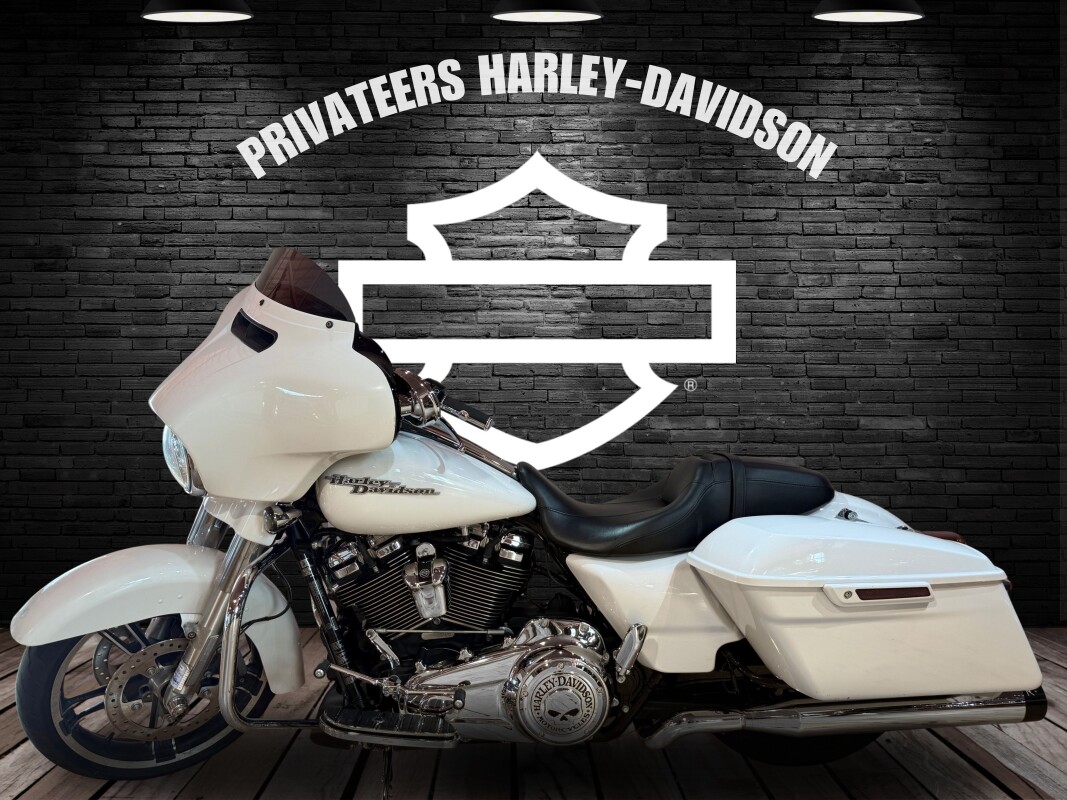 2017 Harley-Davidson Street Glide Special Crushed Ice Pearl - Photo 2