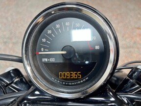 2019 XL1200R Harley-Davidson® Roadster™ Vivid Black thumb 1