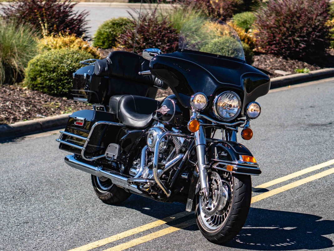 FLHTC 2010 Electra Glide Classic - Photo 6