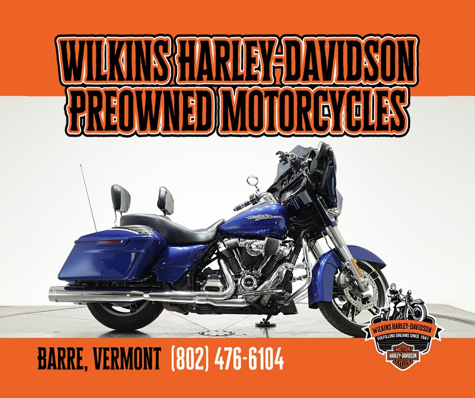 2017 Harley-Davidson FLHXS Street Glide Special in Superior Blue with 28412 miles - Photo 2