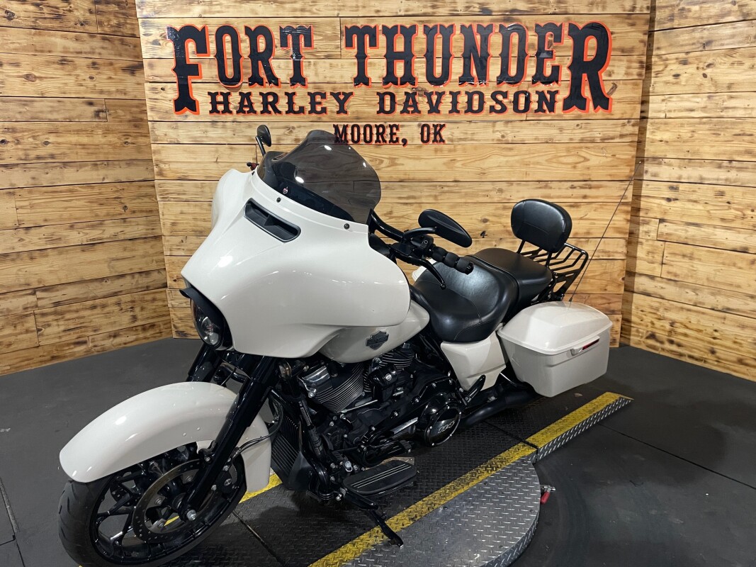 Harley-Davidson Street Glide Special 2022 FLHXS White Sand Pearl - Photo 7