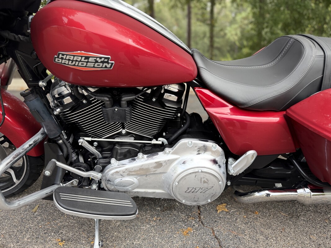 FLHX 2025 Street Glide - Photo 7