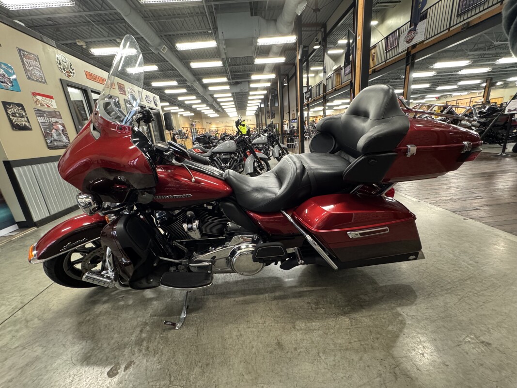 2018 Harley-Davidson Ultra Limited FLHTK - Photo 9