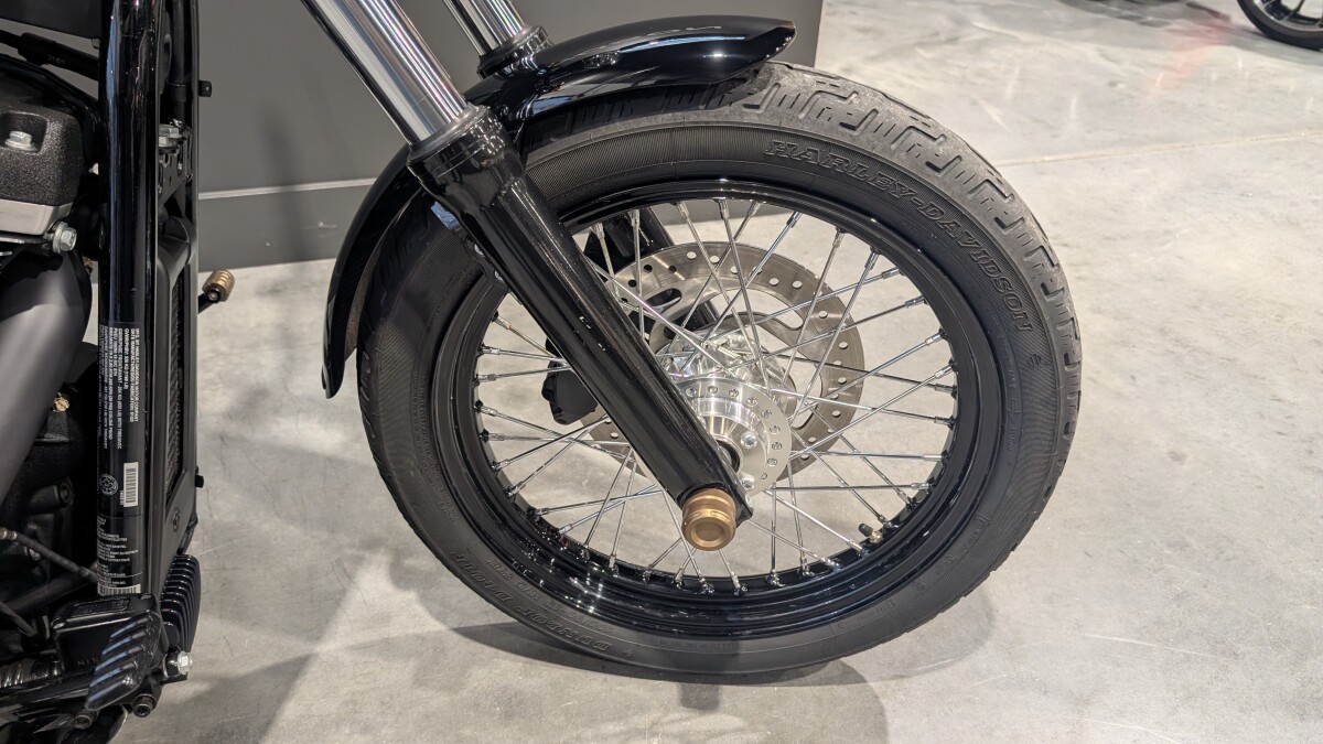 2020 Harley-Davidson Street Bob Vivid Black - Photo 3