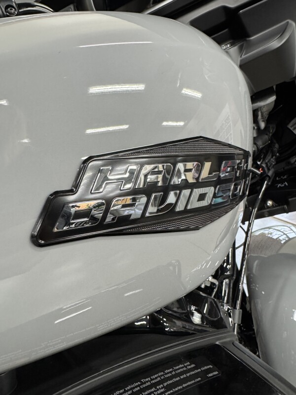 2025 Harley-Davidson Street Glide FLHX - Photo 3