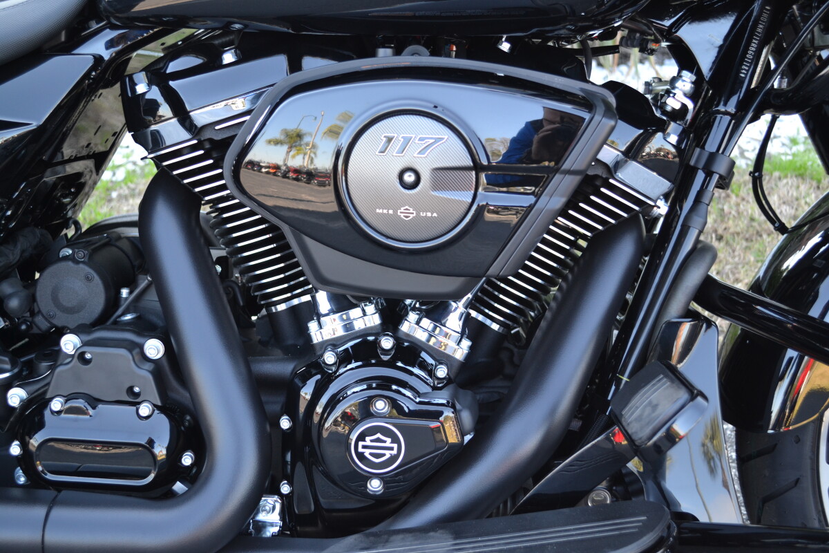 FLTRX 2025 Road Glide - Photo 5