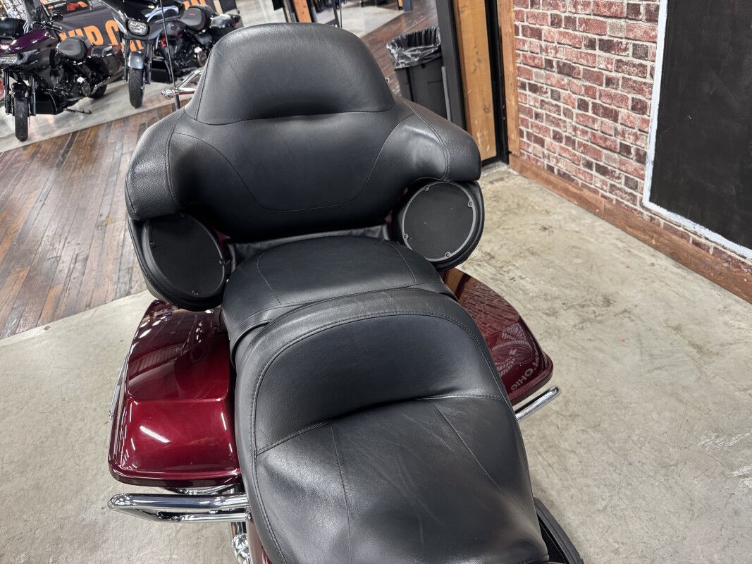 2014 Harley-Davidson Electra Glide Ultra Limited FLHTK - Photo 5