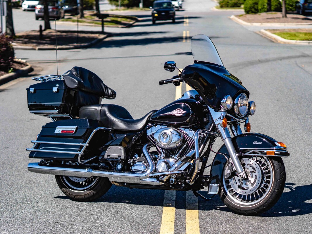 FLHTC 2010 Electra Glide Classic - Photo 3