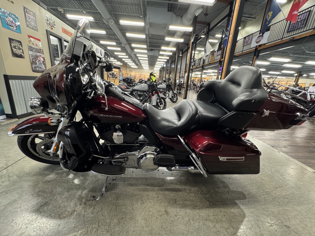 2014 Harley-Davidson Electra Glide Ultra Limited FLHTK - Photo 9