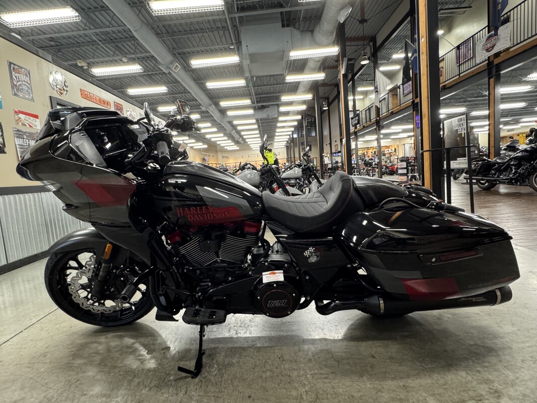 2025 Harley-Davidson CVO Road Glide ST FLTRXSTSE - Photo 9