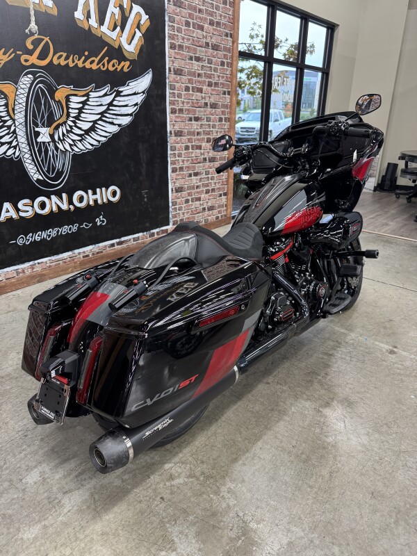 2025 Harley-Davidson CVO Road Glide ST FLTRXSTSE - Photo 6