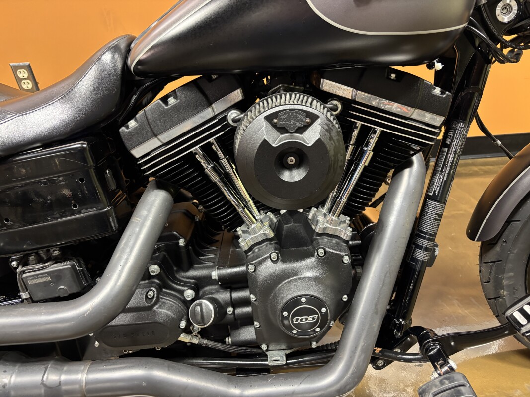 FXDBP 2017 Street Bob - Photo 8