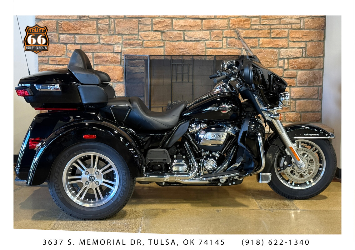 2023 Harley-Davidson Tri Glide Ultra Black