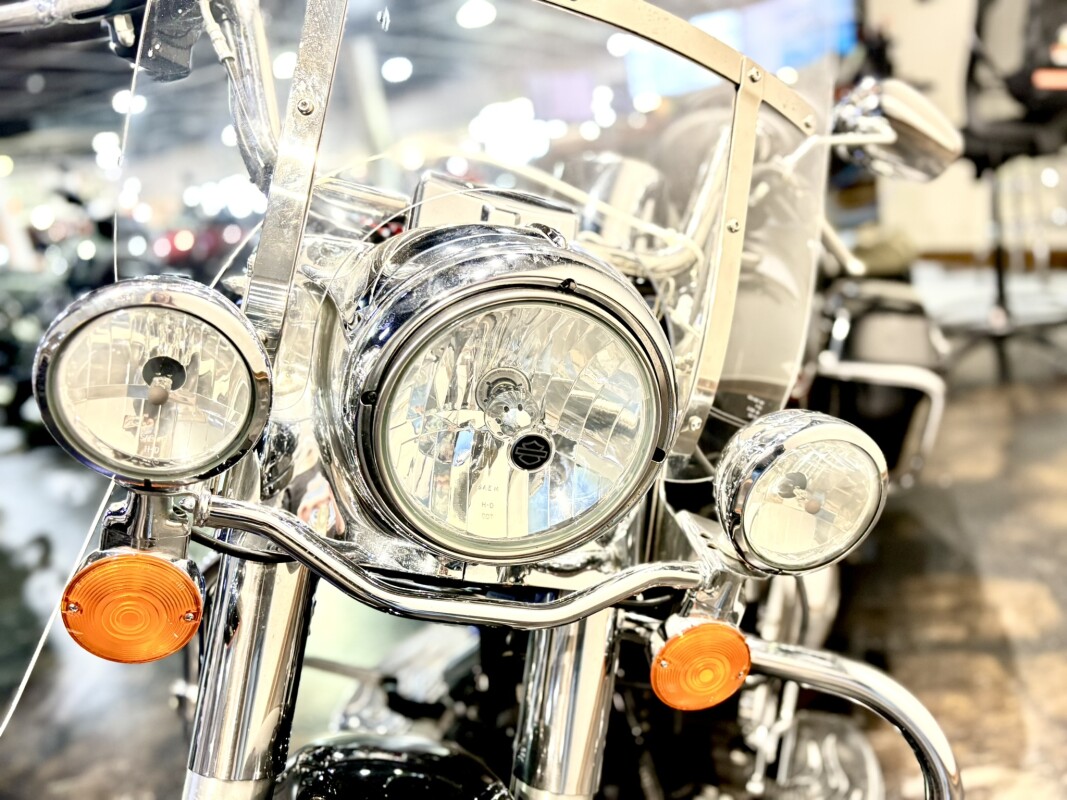 2012 HD FLHR103 - Photo 2