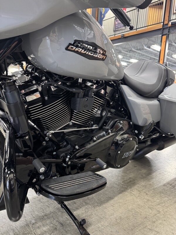 2025 Harley-Davidson Street Glide FLHX - Photo 10