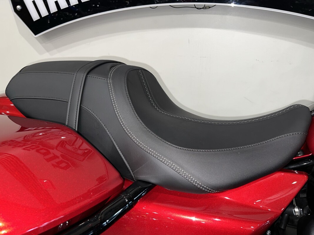 2025 Harley-Davidson Road Glide FLTRX - Photo 6