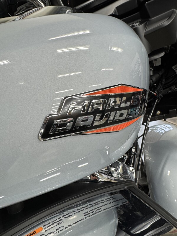 2025 Harley-Davidson Street Glide FLHX - Photo 3
