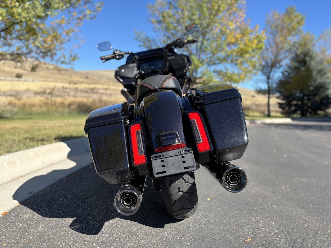 2025 Harley-Davidson CVO Road Glide Raven Fade - Photo 8