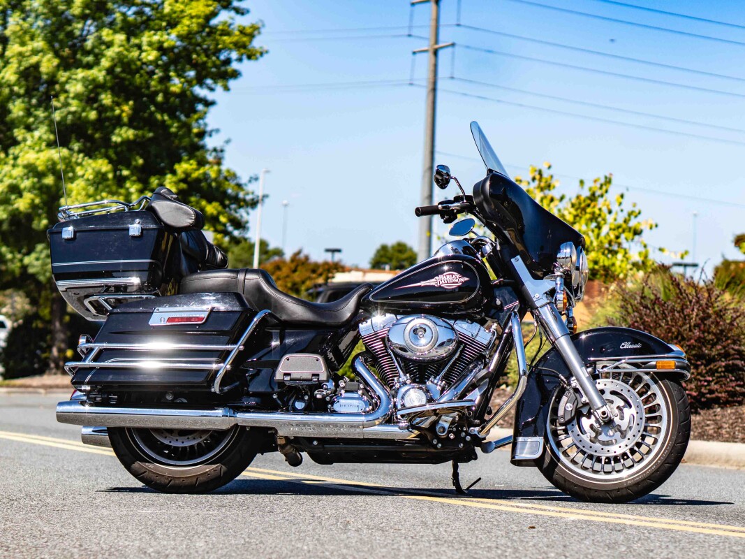 FLHTC 2010 Electra Glide Classic - Photo 5